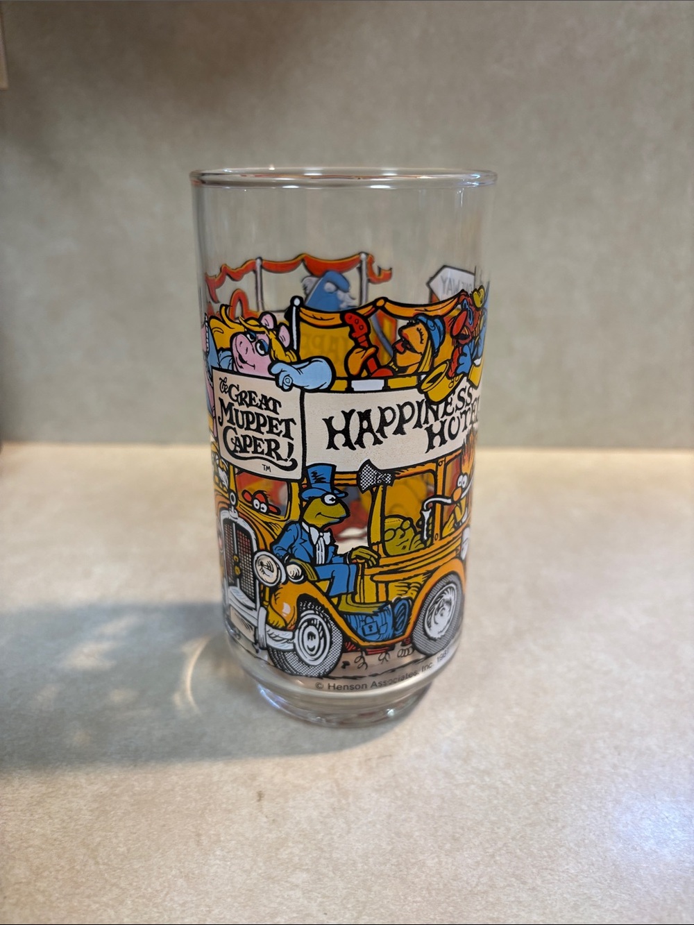 Vtg McDonald’s 1981 The Great Muppet Caper “Happiness Hotel” 12oz Drinking Glass
